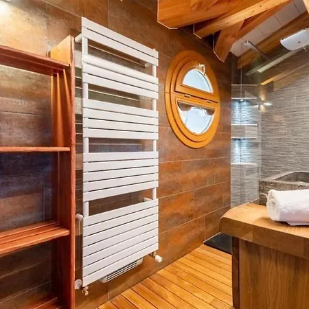 木屋 Merveille Architectural En Rondins Whistler *